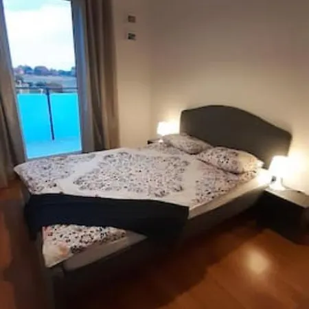 Całe Mieszkanie, 2 Pokoje, Ul. Mochtyńska *