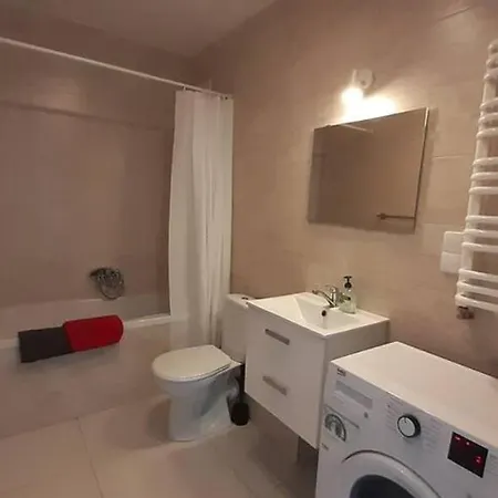 Cale Mieszkanie, 2 Pokoje, Ul. Mochtynska